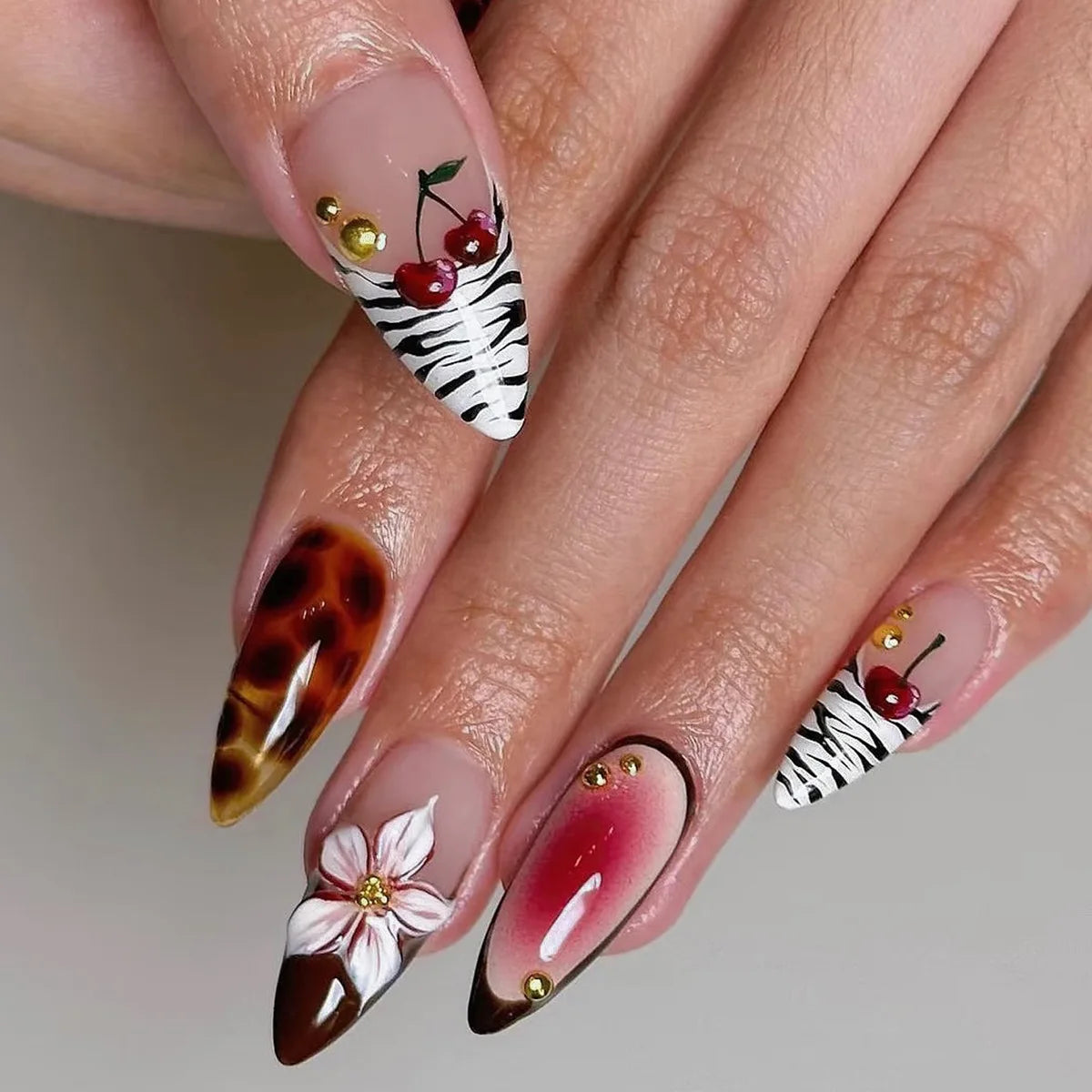 European American Style Manicure Nail Tips 3D Resin-poured French-style Rhinestones Cross-shaped Flower Nail (38 Options)