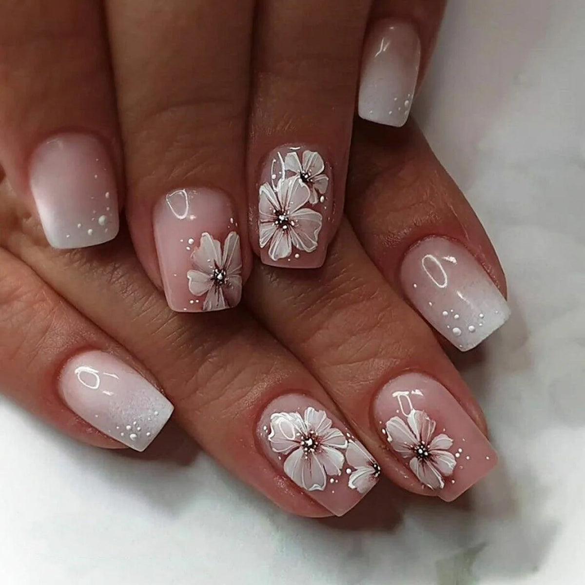 24pcs Short Ballet Press on Nails Gradient False Nails Wearable Stick-on Nails