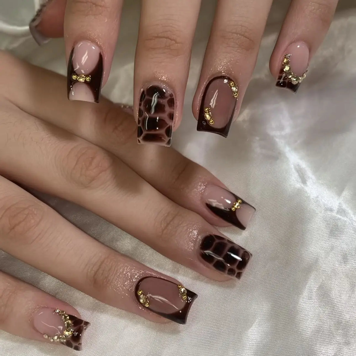 24pcs Short Ballet Press on Nails Gradient False Nails Wearable Stick-on Nails