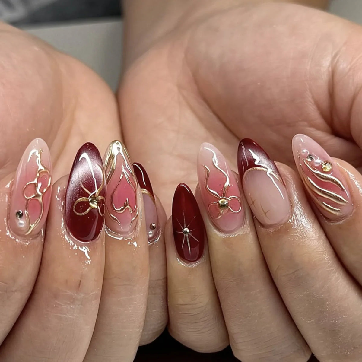 24pcs Pink Flower Almond Press on Nails Kawaii False Nails & More (36 Options) (B)
