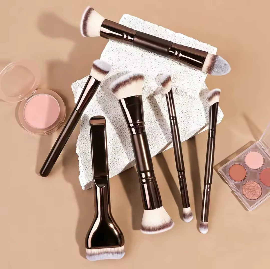 MAANGE Premium Makeup Brush Set (13 Brushes)