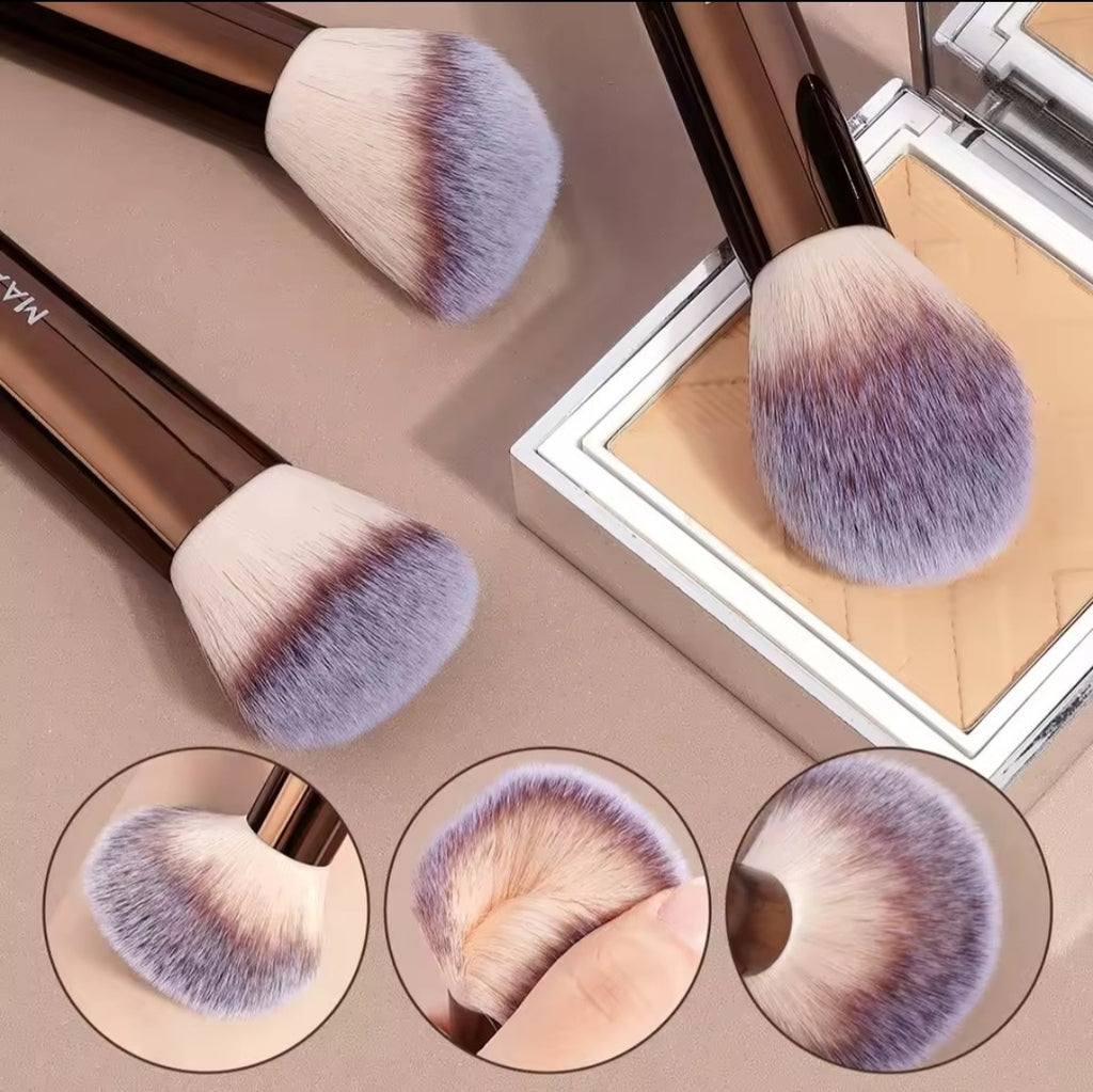 MAANGE Premium Makeup Brush Set (13 Brushes)